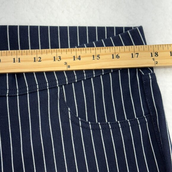 Time & True Capri Pull On Pinstriped Pants Stretch Nautical Preppy Navy XXL NWOT - Picture 8 of 11